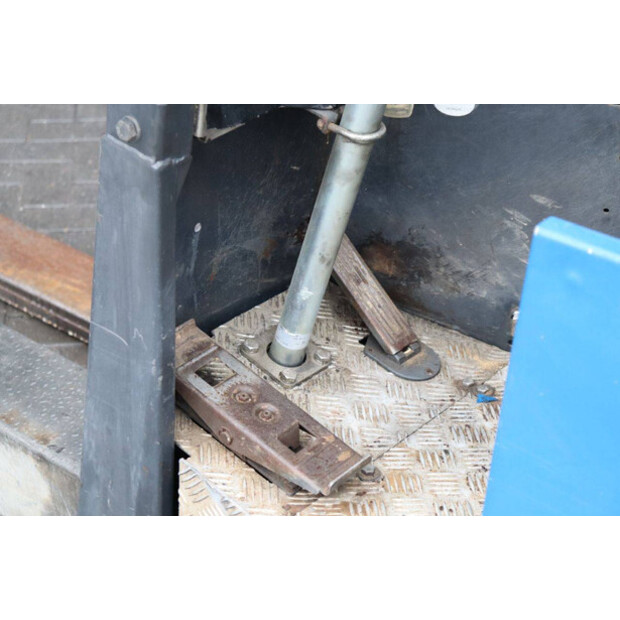 2009 Moffet RE4-35-1350-1000-49016843