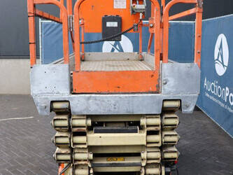 2004-jlg-2646es-1485330-49016857