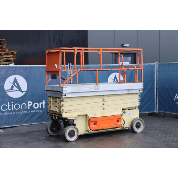 2004 JLG 2646ES-49016861