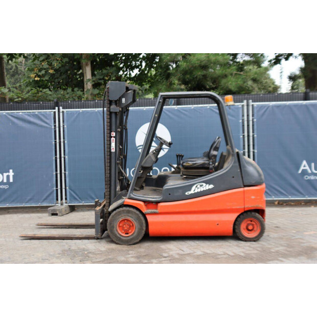 1997 Linde E25-01-49017229