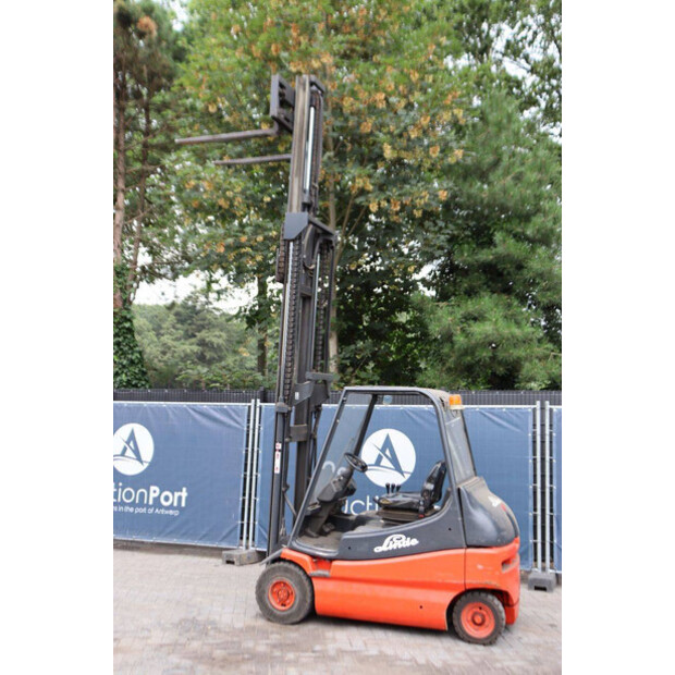 1997 Linde E25-01-49017262