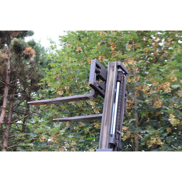 1997 Linde E25-01-49017263