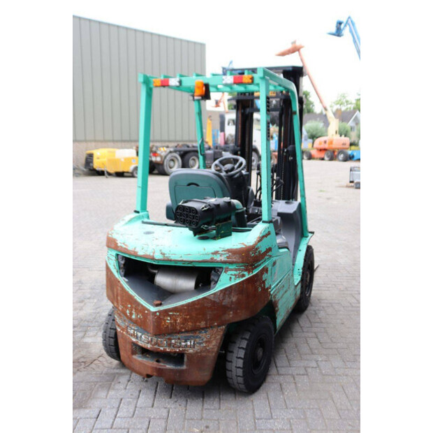 2015 MITSUBISHI FD25NT-49017269