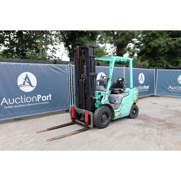 2015 MITSUBISHI FD25NT-49017272