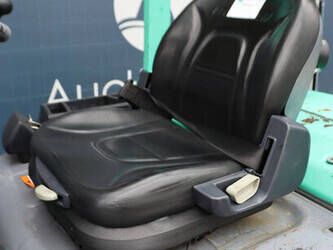2015-mitsubishi-fd25nt-49017285