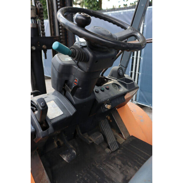 1999 Toyota 30-49017358
