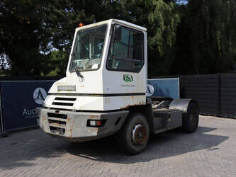 2002-terberg-yt180-1485345-49017379