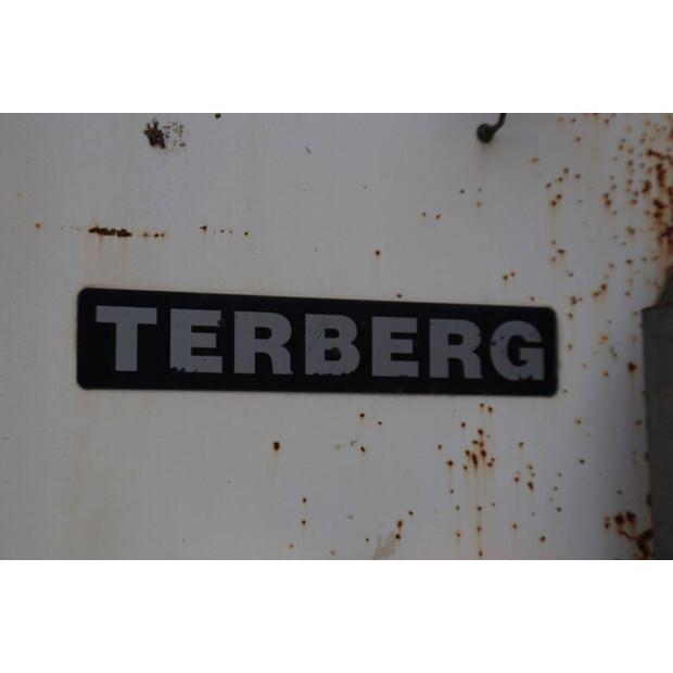 2002 Terberg YT180-49017390