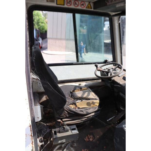 2002 Terberg YT180-49017393