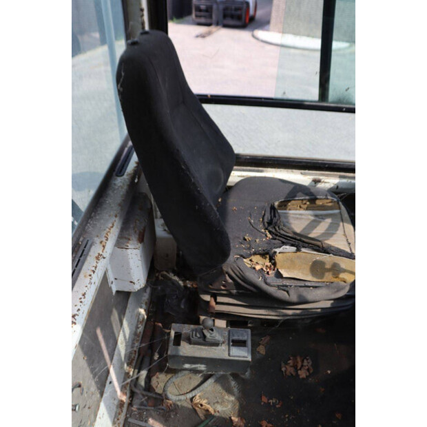 2002 Terberg YT180-49017394