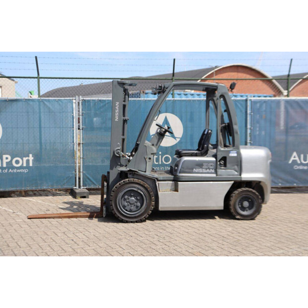 NISSAN 30-49017452