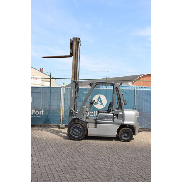 NISSAN 30-49017489