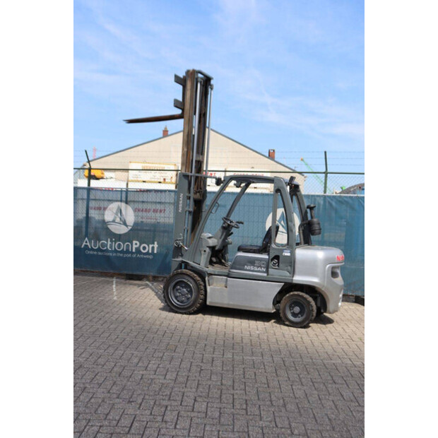 NISSAN 30-49017490