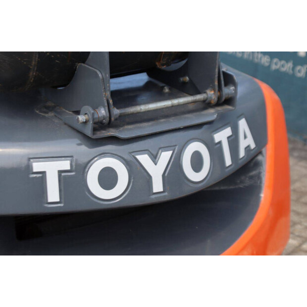 2017 Toyota 02-2FG25-49017553