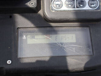 2017-toyota-02-2fg25-49017572