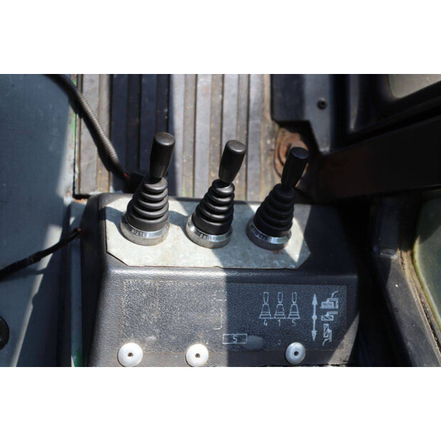 JOHN DEERE 1903-49017638