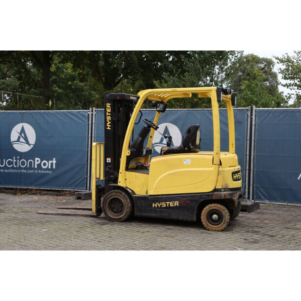 2017 Hyster J2.5XN-49017753