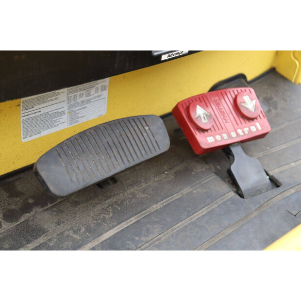 2017 Hyster J2.5XN-49017775