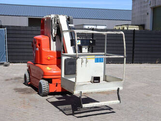 2012-jlg-toucan-1310-1485365-49018000