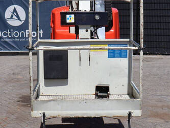 2012-jlg-toucan-1310-1485365-49018001