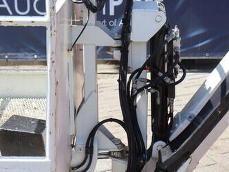 2012-jlg-toucan-1310-1485365-49018007