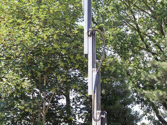 2012-jlg-toucan-1310-1485365-49018017