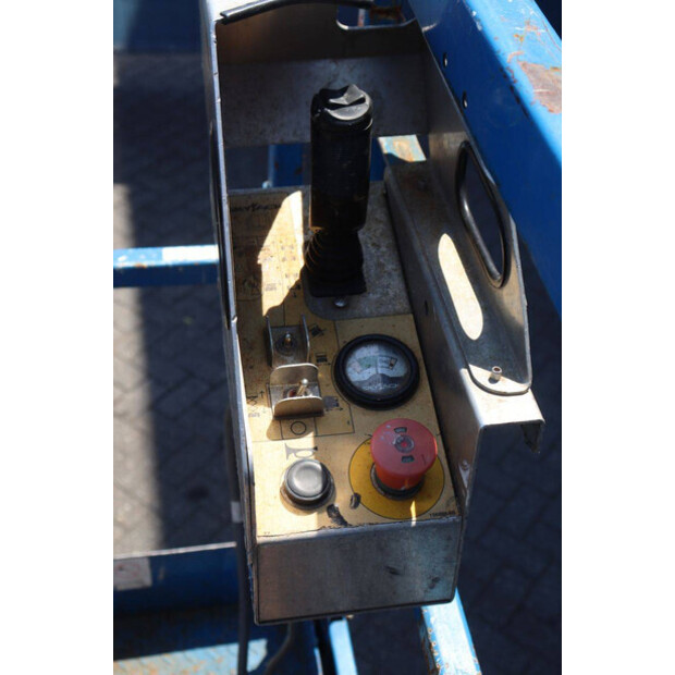 2015 SkyJack SJIII-3226-49018090