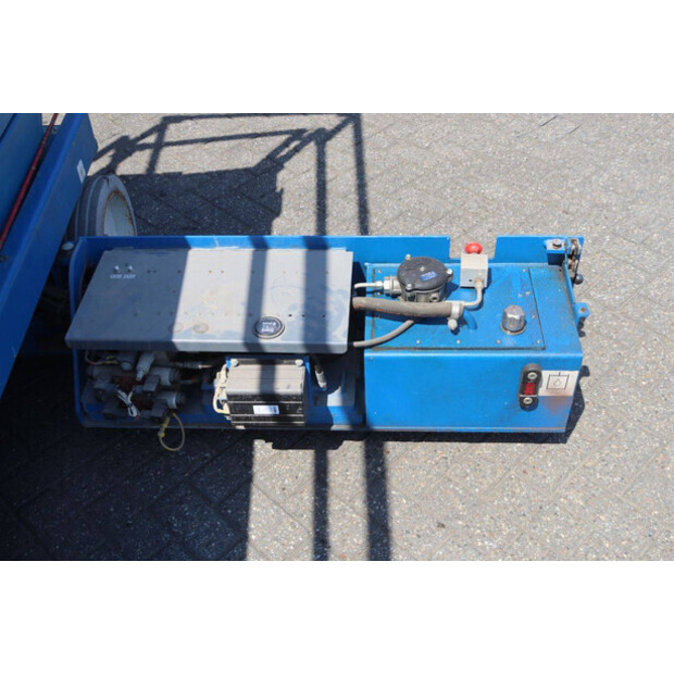 2015 SkyJack SJIII-3226-49018105