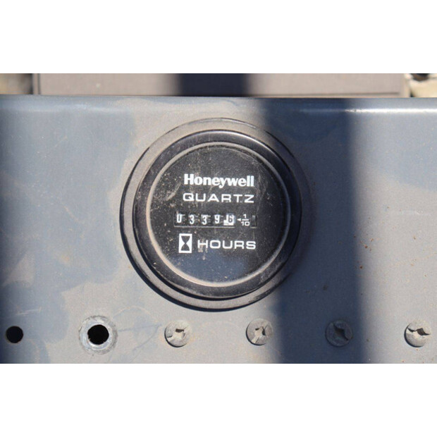 2015 SkyJack SJIII-3226-49018106