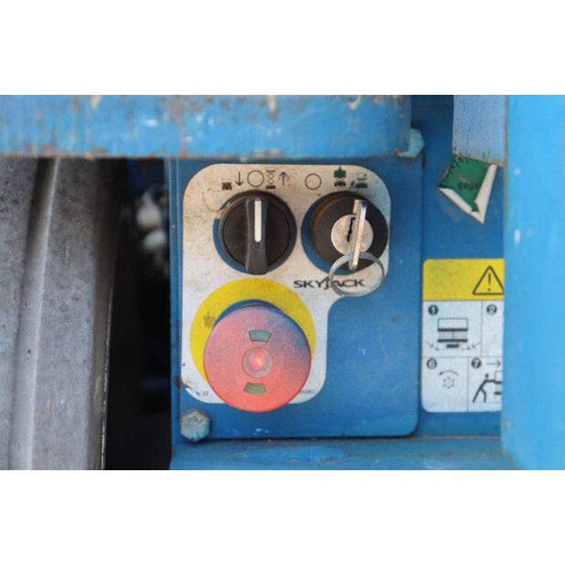 2015 SkyJack SJIII-3226-49018109