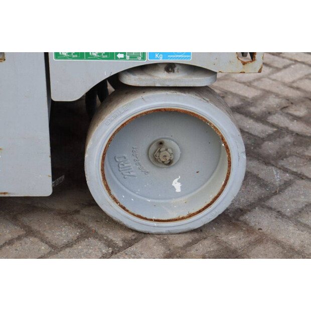 2016 Airo X8 EN-49018130
