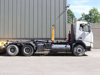 Image for TRUCKS AND TRANSPORT 1994 Volvo FH12 for Sale in Romania