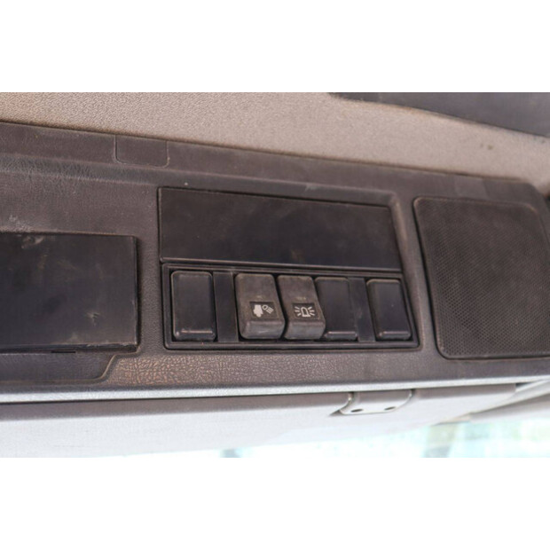 1994 فولفو FH12-49018325
