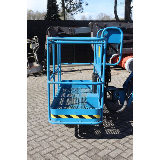 2012 Genie S-125-49018353