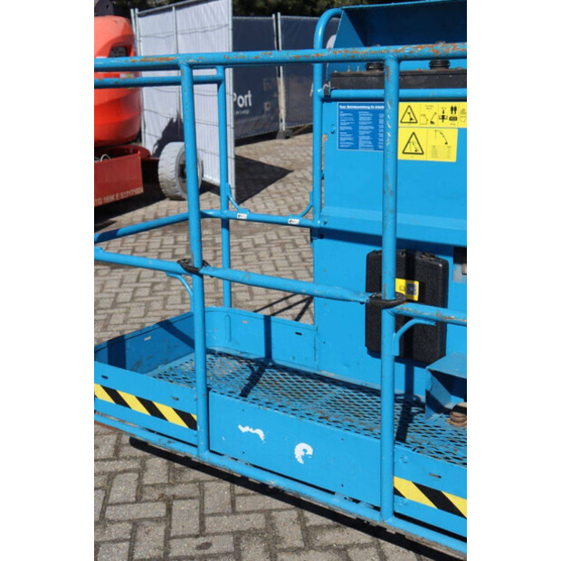 2012 Genie S-125-49018354