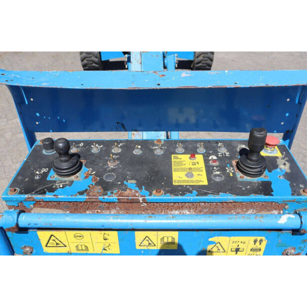2012 Genie S-45-49018414