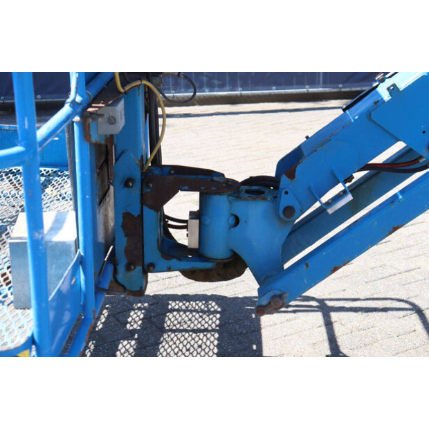 2012 Genie S-45-49018415