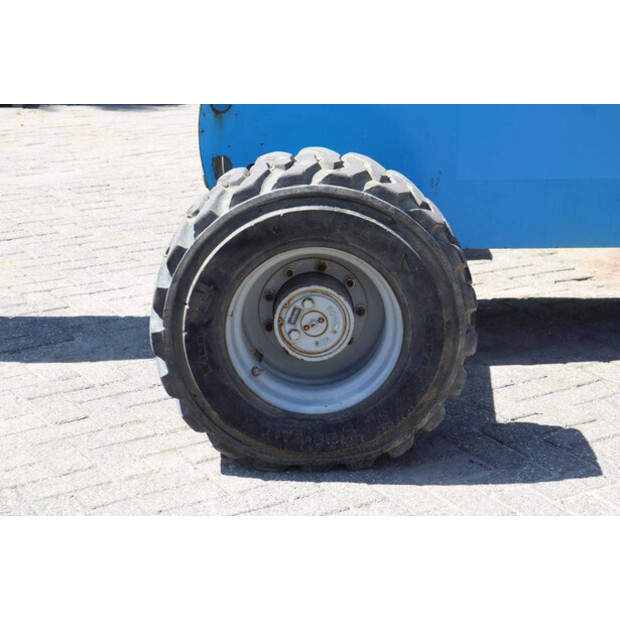 2012 Genie S-45-49018416