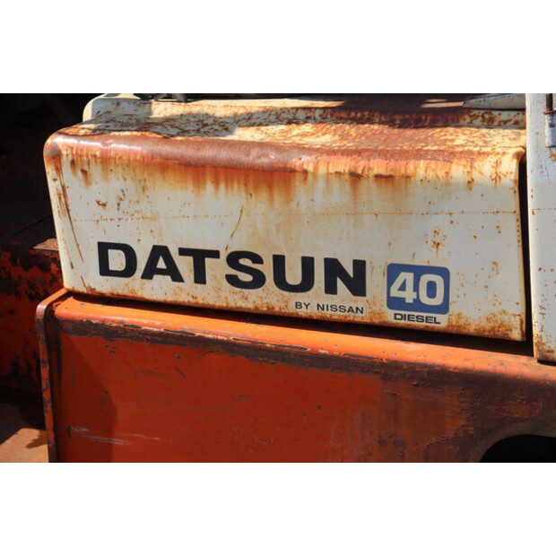Datsun YF03-49018503