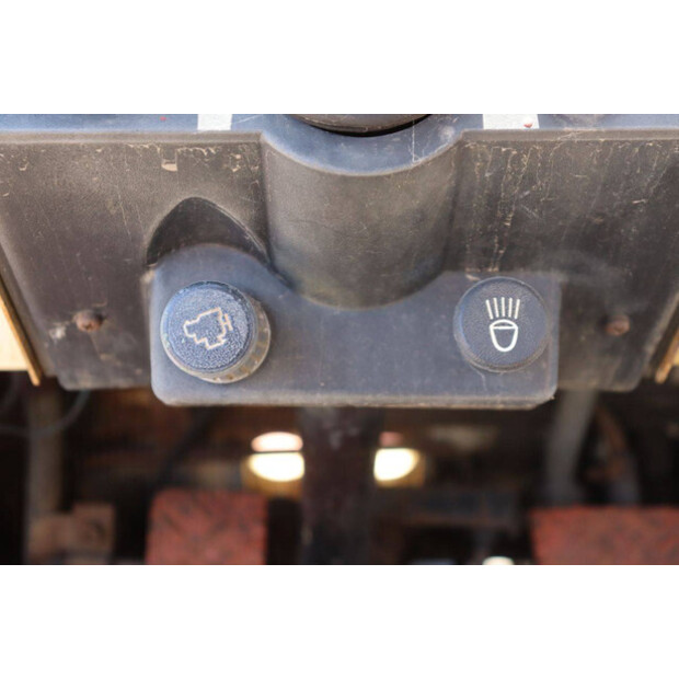 Datsun YF03-49018514