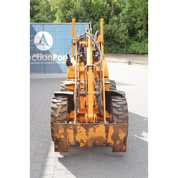 2008 WCM FOX HT25J-49018660