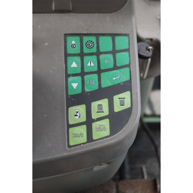 1993 Fendt 818-49019573
