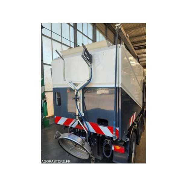2021 Holder MUVO-49024131