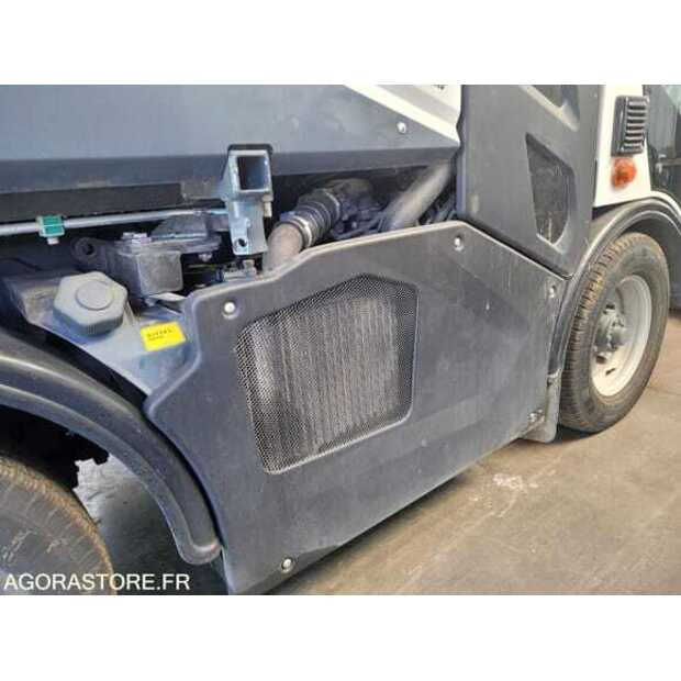 2021 Holder MUVO-49024135