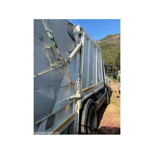2016 Mercedes-Benz ATEGO-49024206