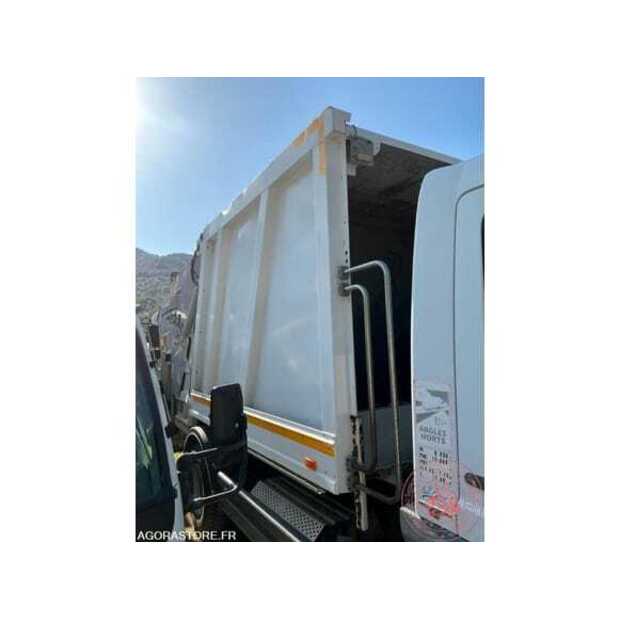 2016 Mercedes-Benz ATEGO-49024209