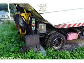2011-mitsubishi-canter-1485538-49024278