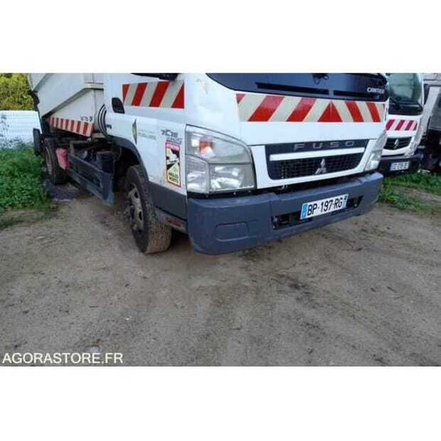 2011 MITSUBISHI CANTER-49024288