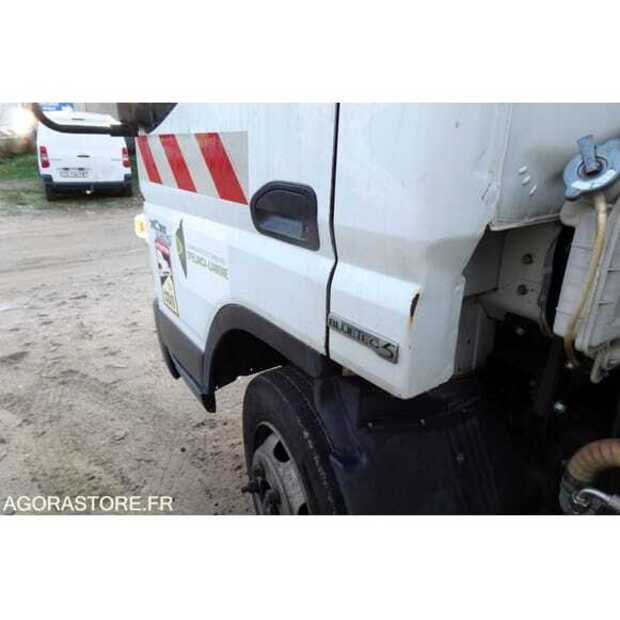2011 MITSUBISHI CANTER-49024289