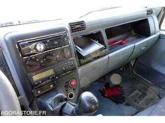 2011-mitsubishi-canter-1485538-49024294